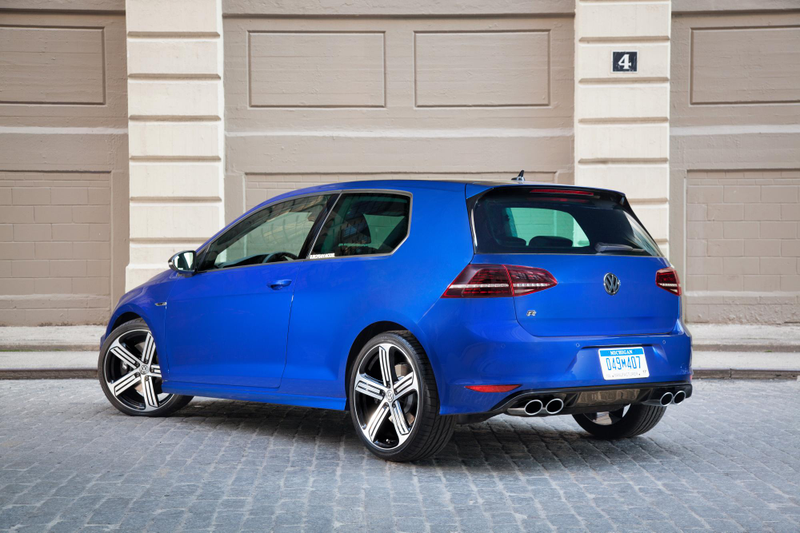 Illustration for article titled The One Change That Makes The 2015 Volkswagen Golf R So Much Better